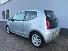 Volkswagen Up! thumbnail 4