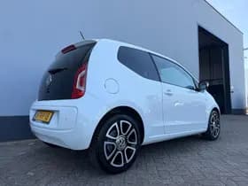 Volkswagen Up! thumbnail 6