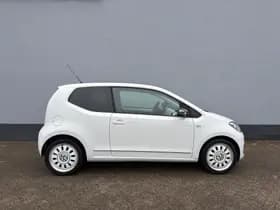 Volkswagen Up! thumbnail 5
