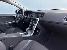 Volvo V60 thumbnail 10