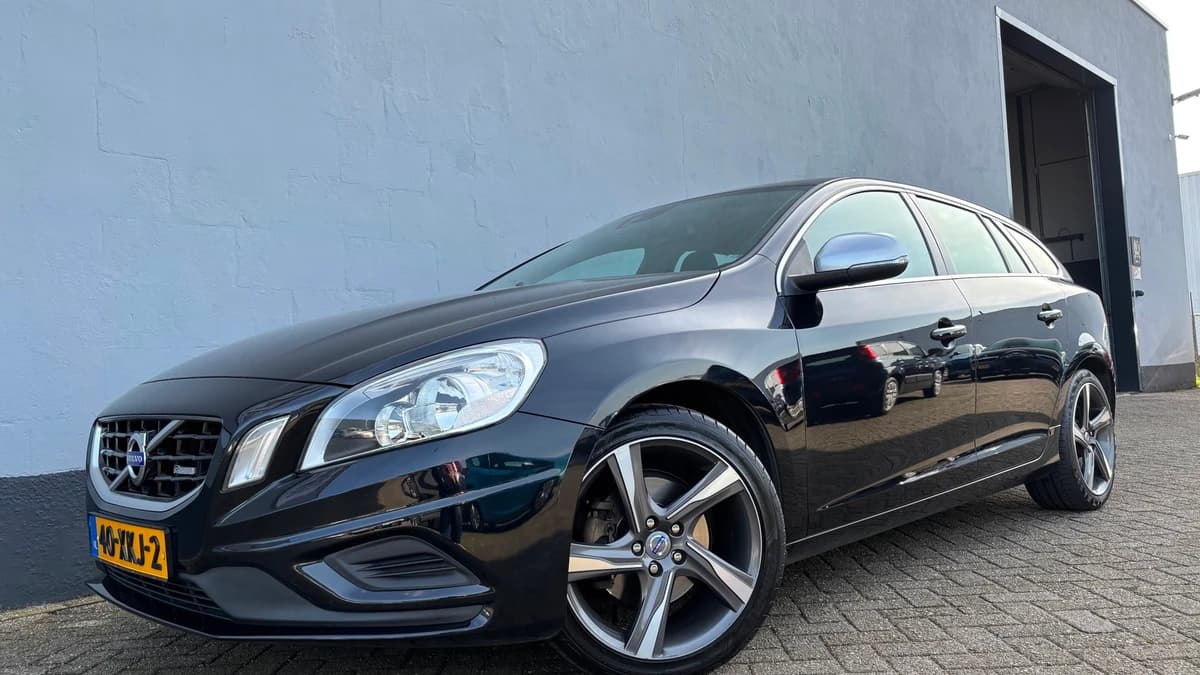 Volvo V60 — foto 1