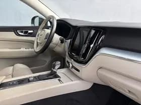 Volvo XC60 thumbnail 11