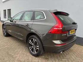 Volvo XC60 thumbnail 3