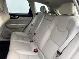 Volvo XC60 thumbnail 9