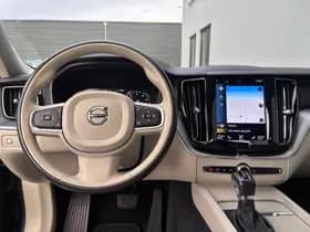 Volvo XC60 thumbnail 10