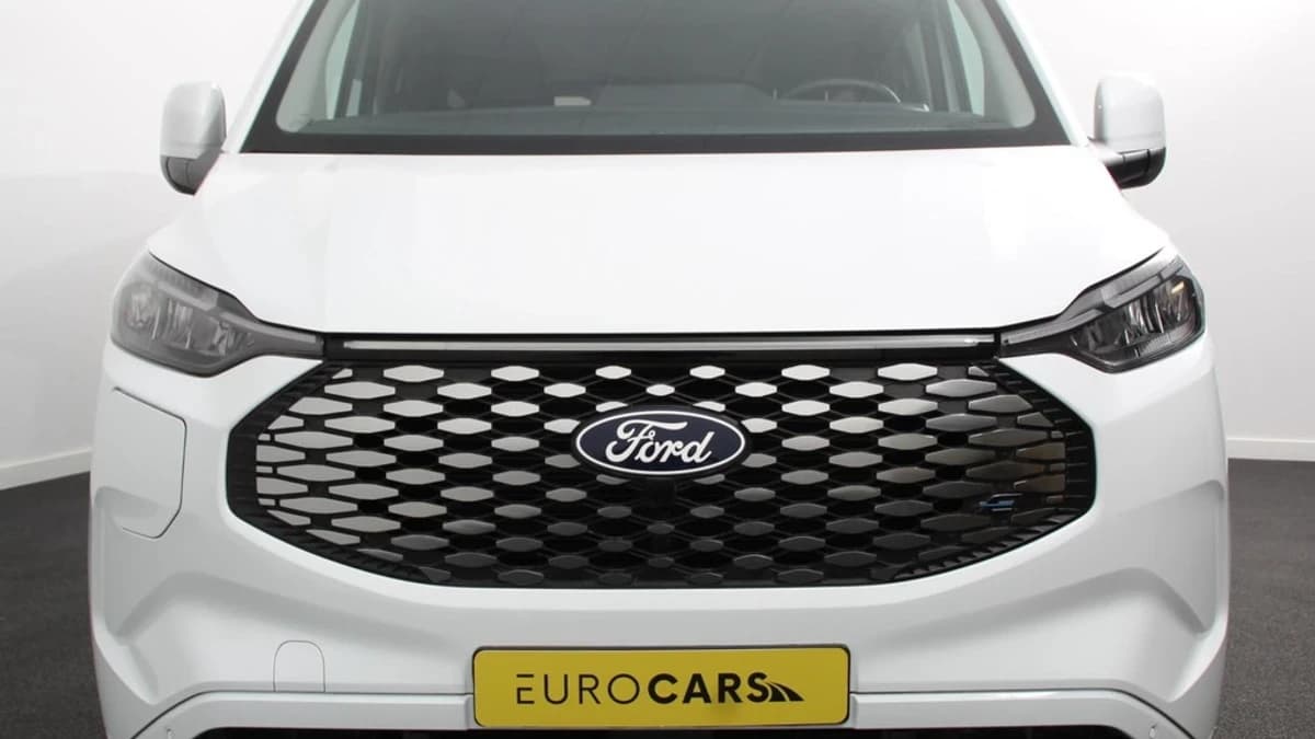 Ford Transit Custom 340 L2H1 Limited 65 kWh 8 persoons — foto 1