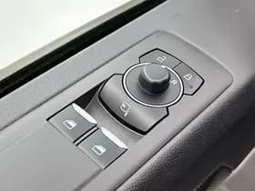 Ford Transit Custom 340 2.5 PHEV Automaat L2H1 Limited thumbnail 21