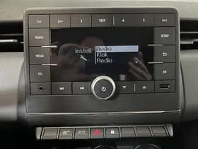 Renault Clio 1.0 TCe Life thumbnail 16