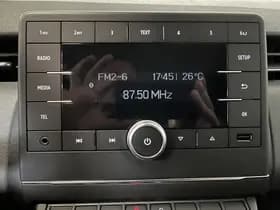 Renault Clio 1.0 TCe Life thumbnail 17