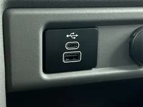 Ford Transit Custom 340 2.5 Automaat PHEV L2H1 Limited thumbnail 13