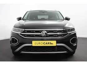 Volkswagen T-Roc 1.5 TSI 150pk DSG Style thumbnail 2