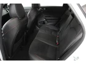 Kia ProCeed 1.6 T-GDI 204pk DCT GT thumbnail 8