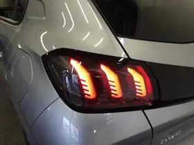 Peugeot 208 1.2 100pk Automaat Allure Pack thumbnail 11