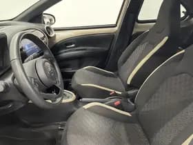 Toyota Aygo X 1.0 VVT-i Automaat Pulse thumbnail 13