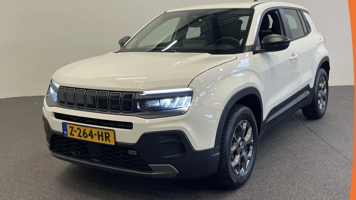 Jeep Avenger Longitude Automaat 54 kWh — foto 1