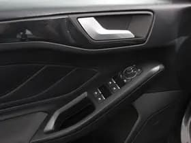 Ford Focus 1.0 Focus 125 PK HB ST-Line Automaat thumbnail 12