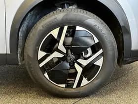 Peugeot 2008 1.2 PureTech 130pk Automaat GT-Line thumbnail 32