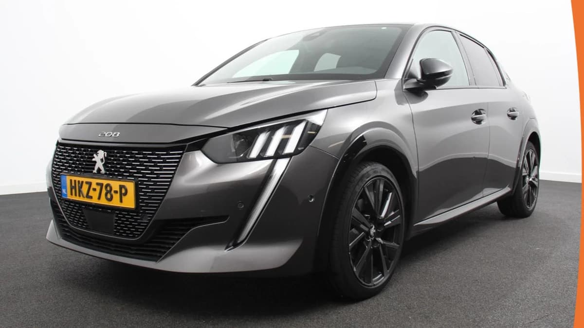 Peugeot 208 1.2 PureTech 100pk Automaat GT-Line — foto 1