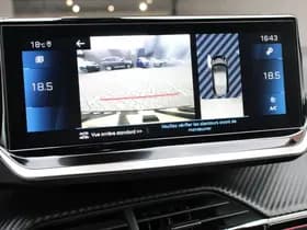 Peugeot 208 1.2 PureTech 100pk Automaat GT-Line thumbnail 3