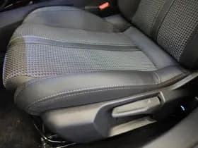 Peugeot 208 1.2 PureTech 100pk Automaat GT-Line thumbnail 32