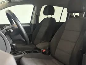 Volkswagen Touran 1.5 TSI 150pk DSG Comfortline 7p. thumbnail 3