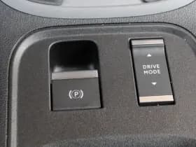 Jeep Avenger Longitude 54 kWh Automaat thumbnail 18