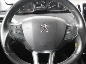 Peugeot 208 1.2 PureTech 110pk Automaat Allure thumbnail 11