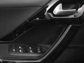 Peugeot 208 1.2 PureTech 110pk Automaat Allure thumbnail 14