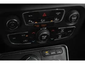 Jeep Compass 4xe 240 Plug-in Hybrid S thumbnail 18