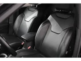 Jeep Compass 4xe 240 Plug-in Hybrid S thumbnail 9