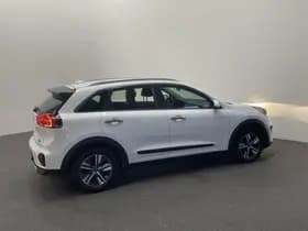 Kia Niro 1.6 GDi Hybrid DynamicLine thumbnail 7