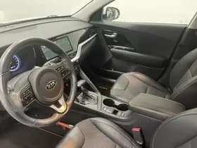 Kia Niro 1.6 GDi Hybrid DynamicLine thumbnail 9