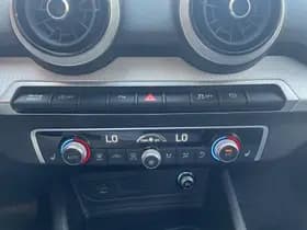 Audi Q2 35 TFSI S-Line Edition thumbnail 22