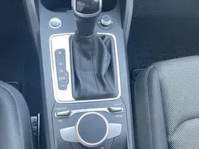 Audi Q2 35 TFSI S-Line Edition thumbnail 23
