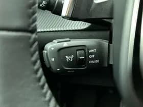 Peugeot 208 1.2 Hybrid 100PK Automaat Allure thumbnail 14