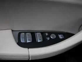 BMW X3 xDrive30e PHEV M-Sport thumbnail 14