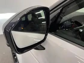 Land Rover Range Rover Evoque 1.5 P300e AWD R-Dynamic SE thumbnail 34