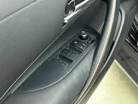 Toyota Corolla Touring Sports 2.0 Hybrid 184 pk Aut. Trek thumbnail 30