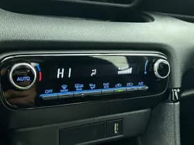 Toyota Yaris thumbnail 23