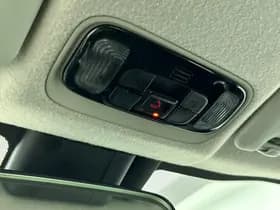 Toyota Yaris thumbnail 9