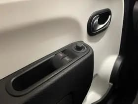 Renault Twingo 1.0 SCe Collection thumbnail 23