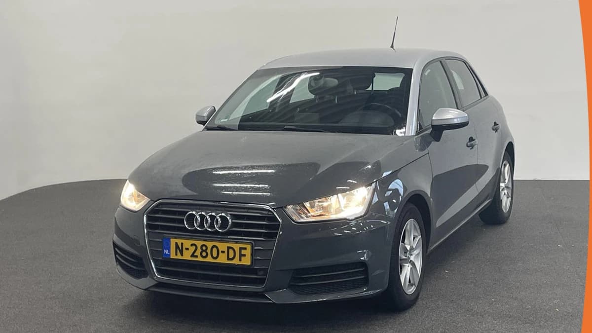 Audi A1 Sportback 1.0 TFSI — foto 1