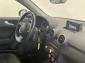 Audi A1 Sportback 1.0 TFSI thumbnail 17