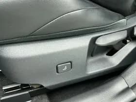 Toyota Corolla Touring Sports 1.8 Hybrid Business Plus thumbnail 19