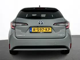 Toyota Corolla Touring Sports 1.8 Hybrid Business Plus thumbnail 3