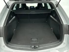 Toyota Corolla Touring Sports 1.8 Hybrid Business Plus thumbnail 28