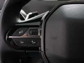 Peugeot 3008 1.6 Hybrid 225PK Allure Pack thumbnail 26