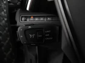 Peugeot 3008 1.6 Hybrid 225PK Allure Pack thumbnail 28