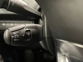 Peugeot 2008 1.2 PureTech Allure thumbnail 20