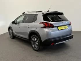 Peugeot 2008 1.2 PureTech Allure thumbnail 8